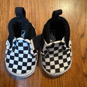 Vans infant Black and White Checkered Sneakers